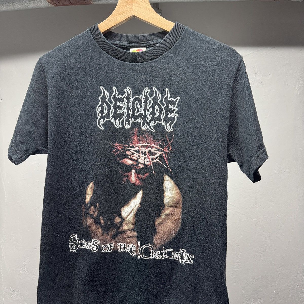 Band Tees Deicide Scars of the Crucifix Shirt ERD Grunge Faded Size US S / EU 44-46 / 1 - 4 Thumbnail