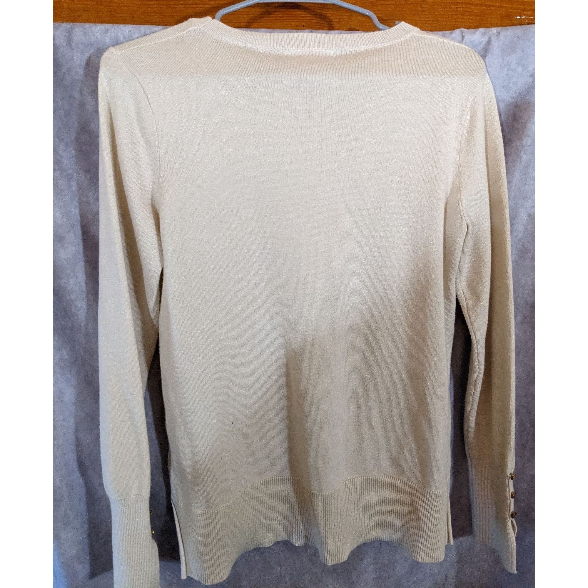 Other Philosophy Ivory Knit Sweater With Buttoned Cuffs Ruffle Hem Size L / US 10 / IT 46 - 2 Thumbnail
