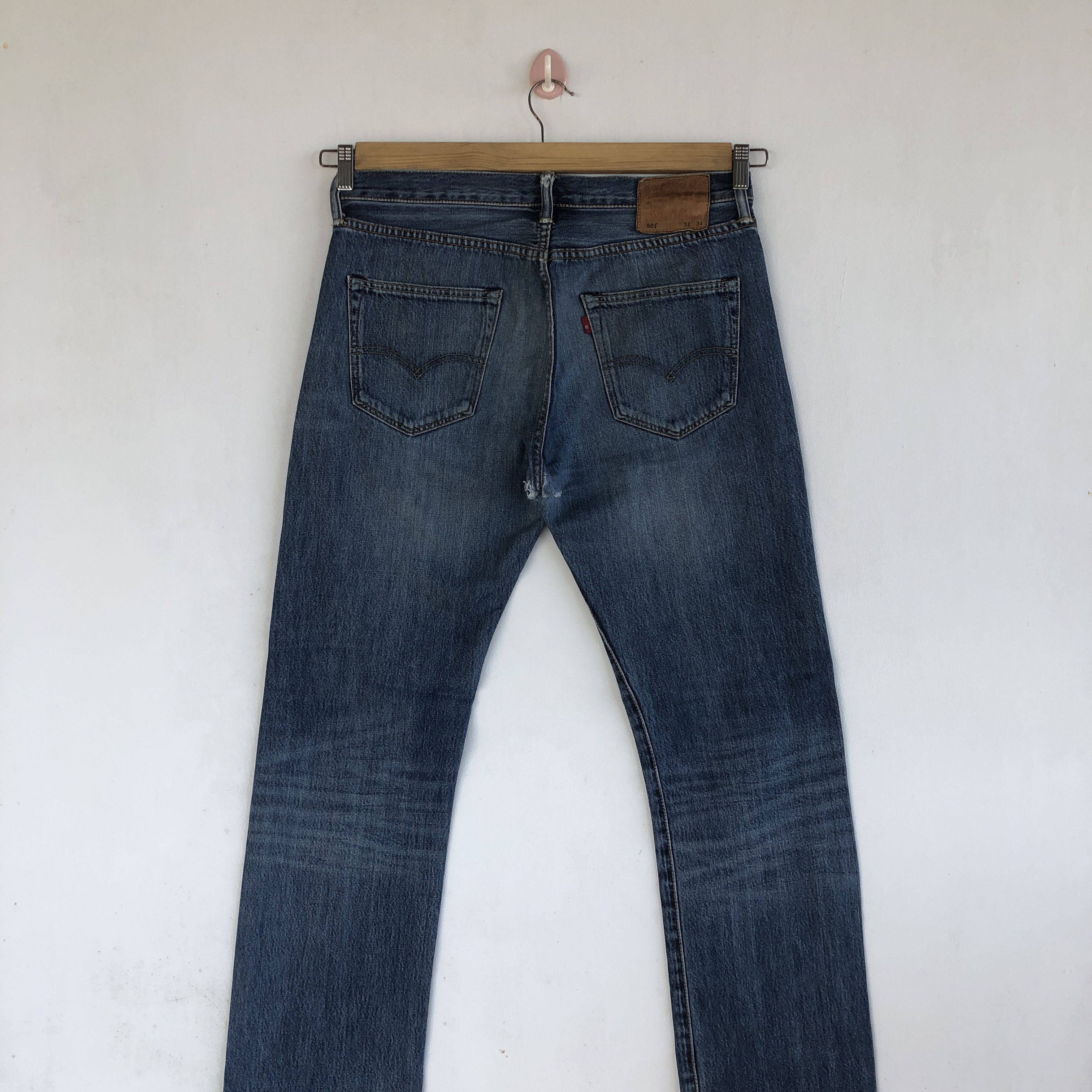 Levi's Vintage Levis 501 Jeans Levi's 501 Faded Light Wash Denim Size US 32 / EU 48 - 4 Thumbnail