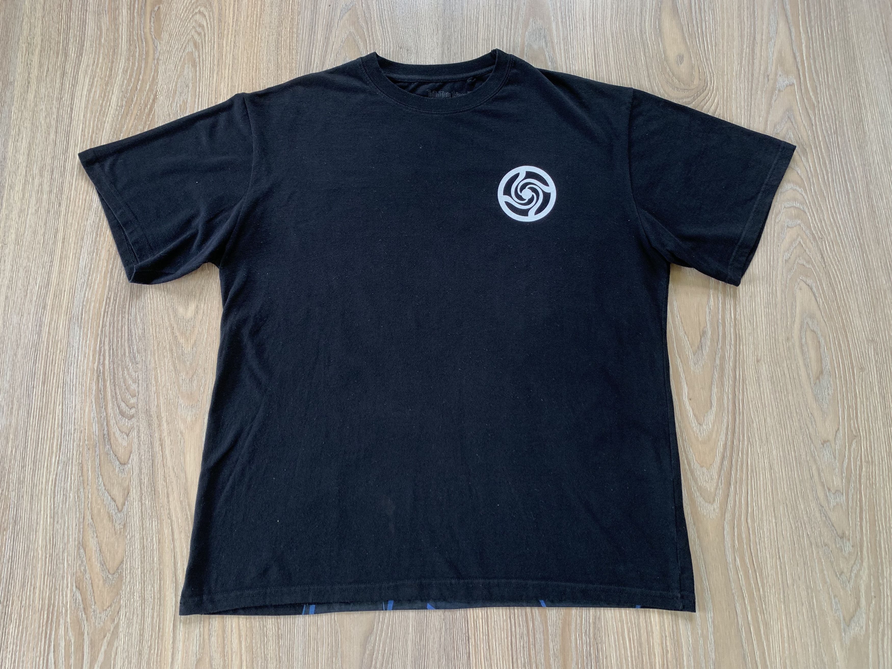 Anime × Pull & Bear Jujutsu Kaisen Anime Printed T Shirt Size US XL / EU 56 / 4 - 2 Thumbnail