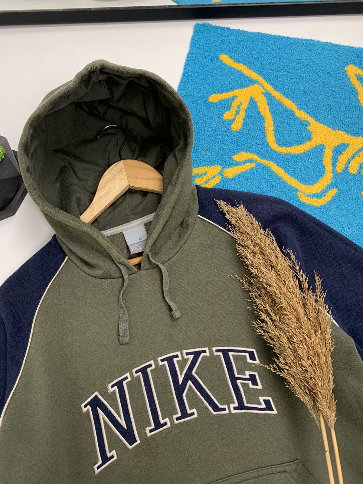 Nike × Vintage Vintage 90’s Nike Big Logo Hoodie Size US L / EU 52-54 / 3 - 9 Thumbnail