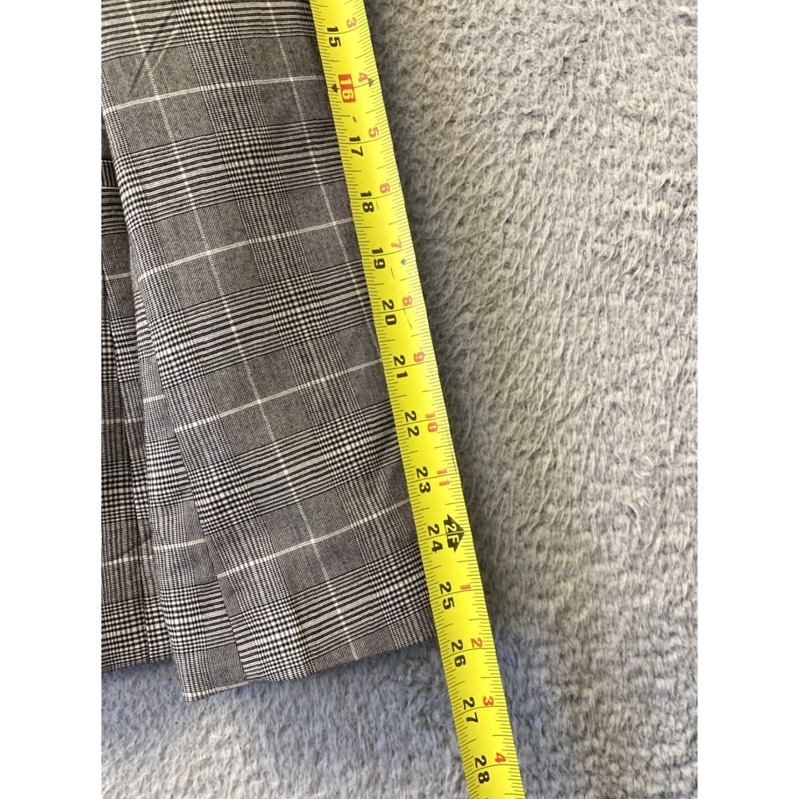 H&M VINTAGE H&M Grey Plaid Blazer Sports Coat Men's Skinny Fit 44 Regular Size 44R - 7 Thumbnail
