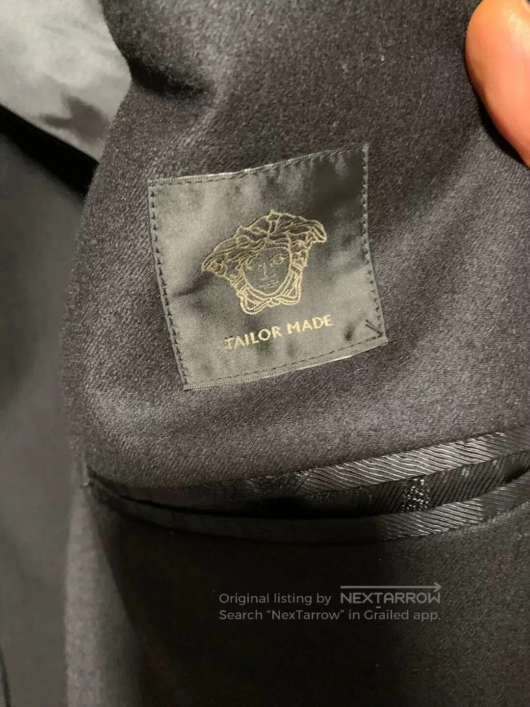 Versace versace cashmere wool blend blazer size 46. Size US M / EU 48-50 / 2 - 5 Thumbnail