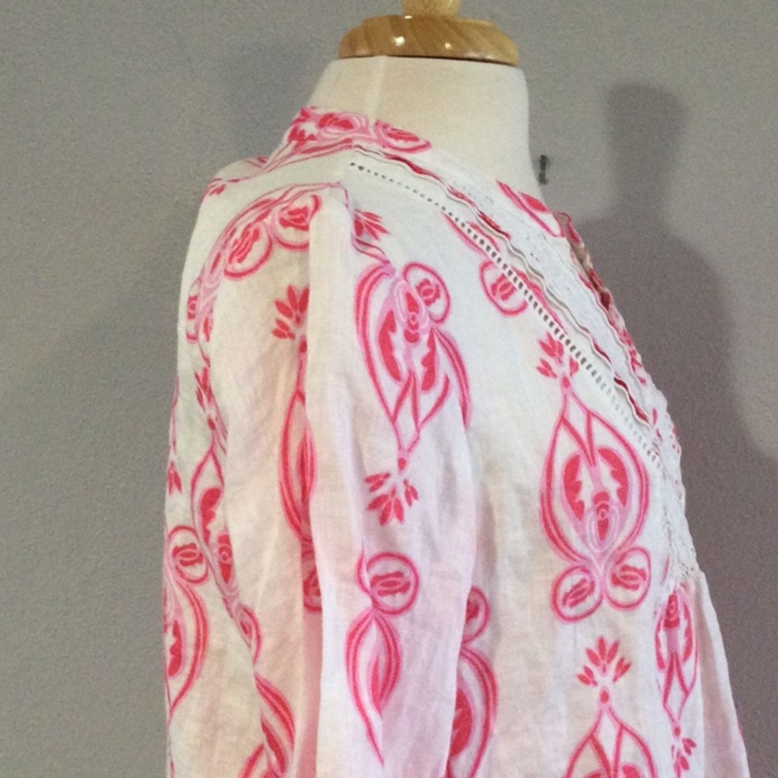 Other Crown & Ivy Petite White & Pink Semi Sheer Pullover Top PM Size M / US 6-8 / IT 42-44 - 6 Thumbnail
