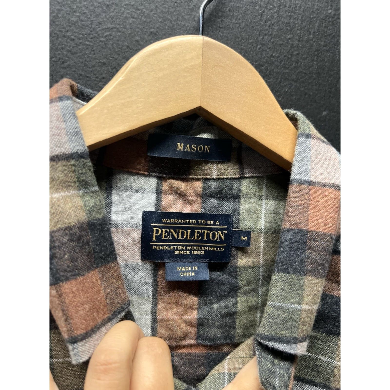 Pendleton Pendleton Button-Up Shirt Men M Multicolor Plaid Long Sleeve Flannel Cotton Button-Front 19 in Chest Casual Workwear Size US M / EU 48-50 / 2 - 2 Thumbnail