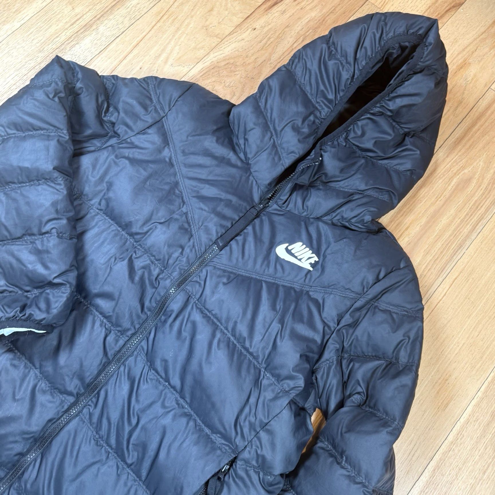 Nike Nike Reversible Puffer Jacket Women’s M Long Hooded Size M / US 6-8 / IT 42-44 - 2 Thumbnail