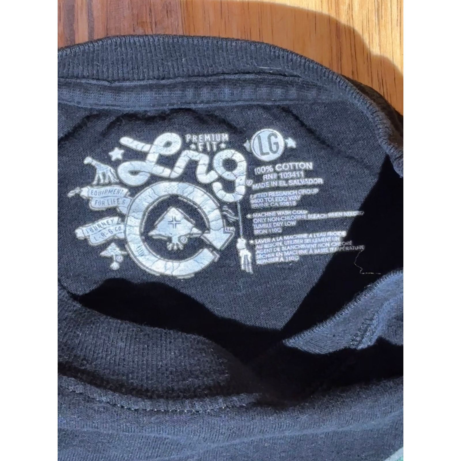 LRG LRG Giraffe Marihuana Print Size Large Black Tshirt Size US L / EU 52-54 / 3 - 5 Thumbnail