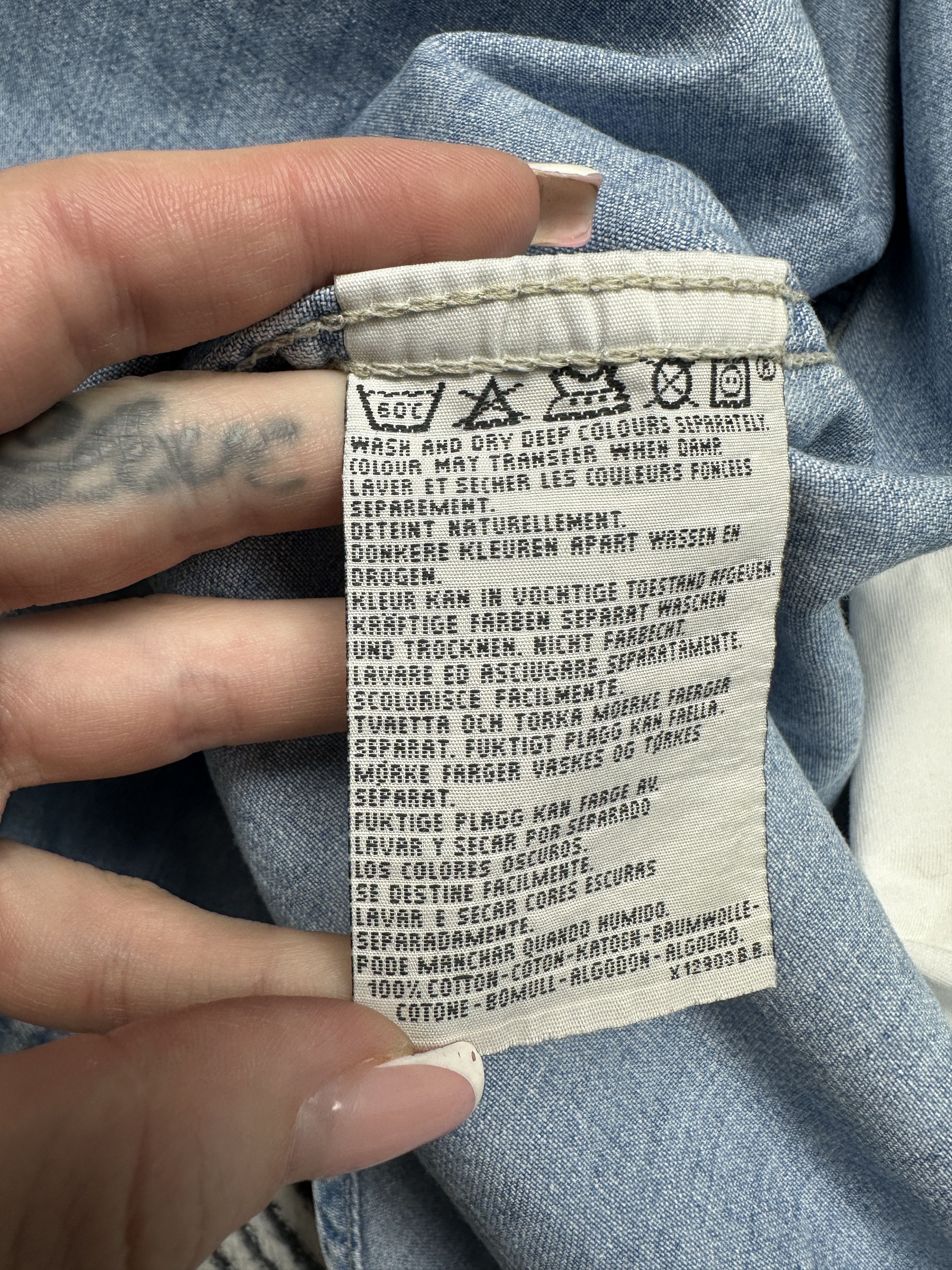 Levi's Levis 90s Vintage Mens Denim Shirt Size US XL / EU 56 / 4 - 7 Thumbnail