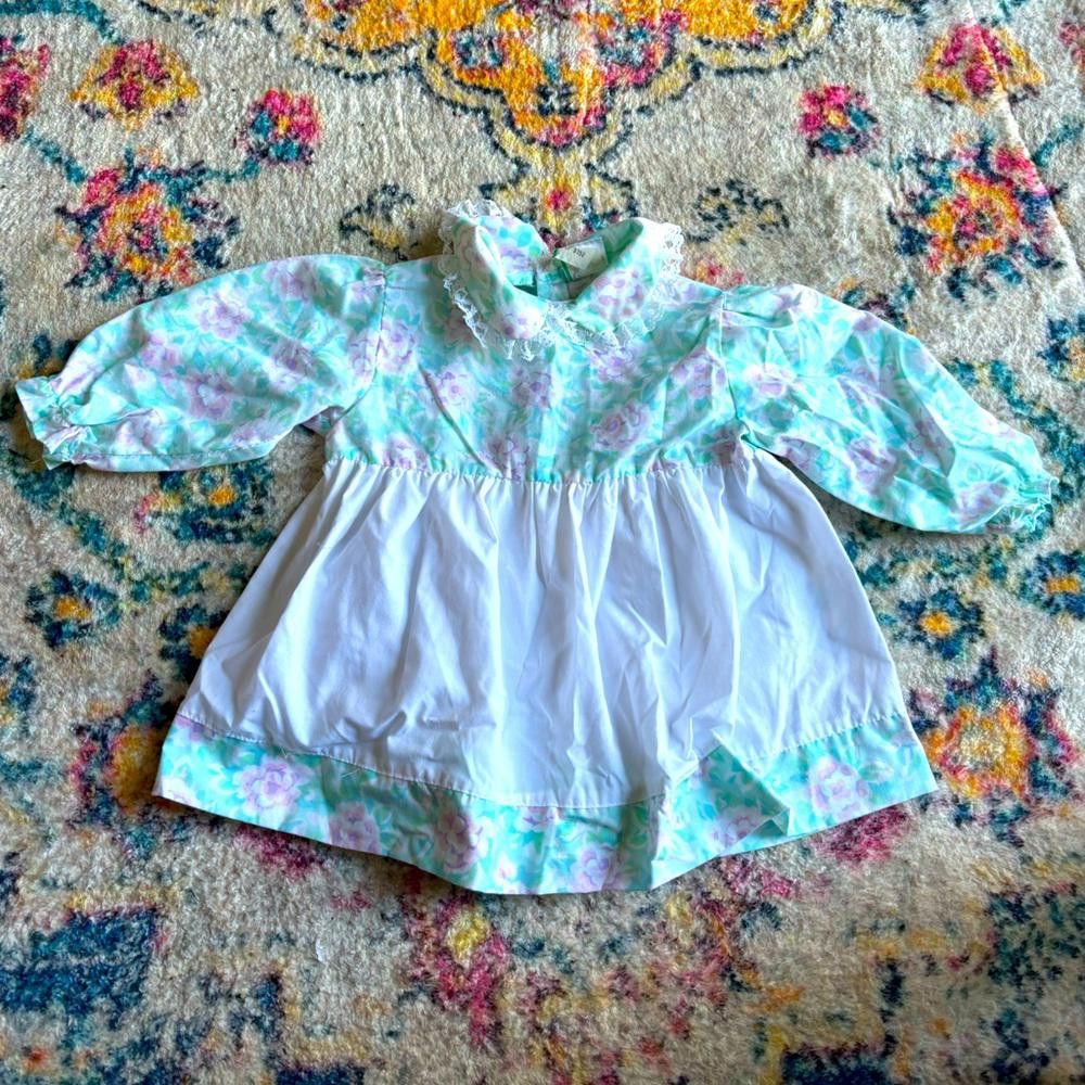 Designer Vintage baby floral dress Size ONE SIZE - 1 Thumbnail