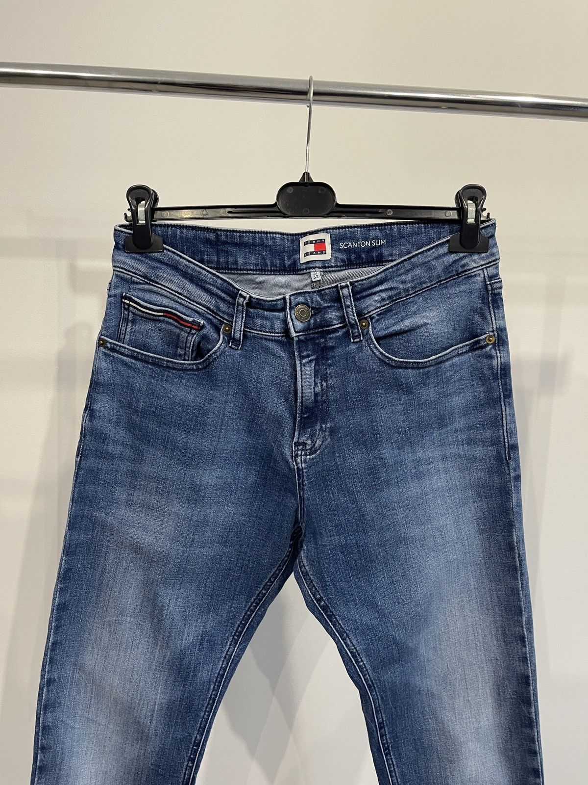 Tommy Hilfiger Tommy Jeans Scanton Slim Denim – W31 L32 Size US 31 - 2 Thumbnail