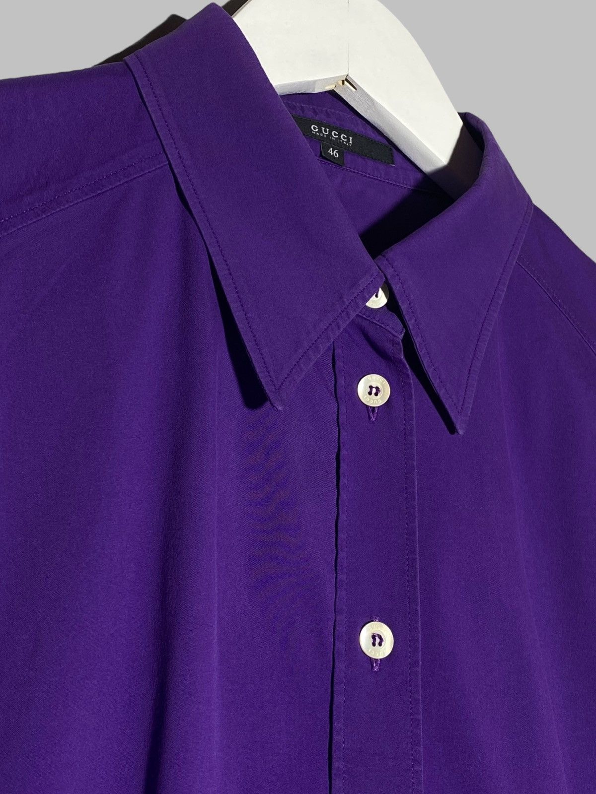 Gucci × Vintage Vintage Gucci Women’s purple Button Up Shirt Size 46 Size L / US 10 / IT 46 - 5 Thumbnail
