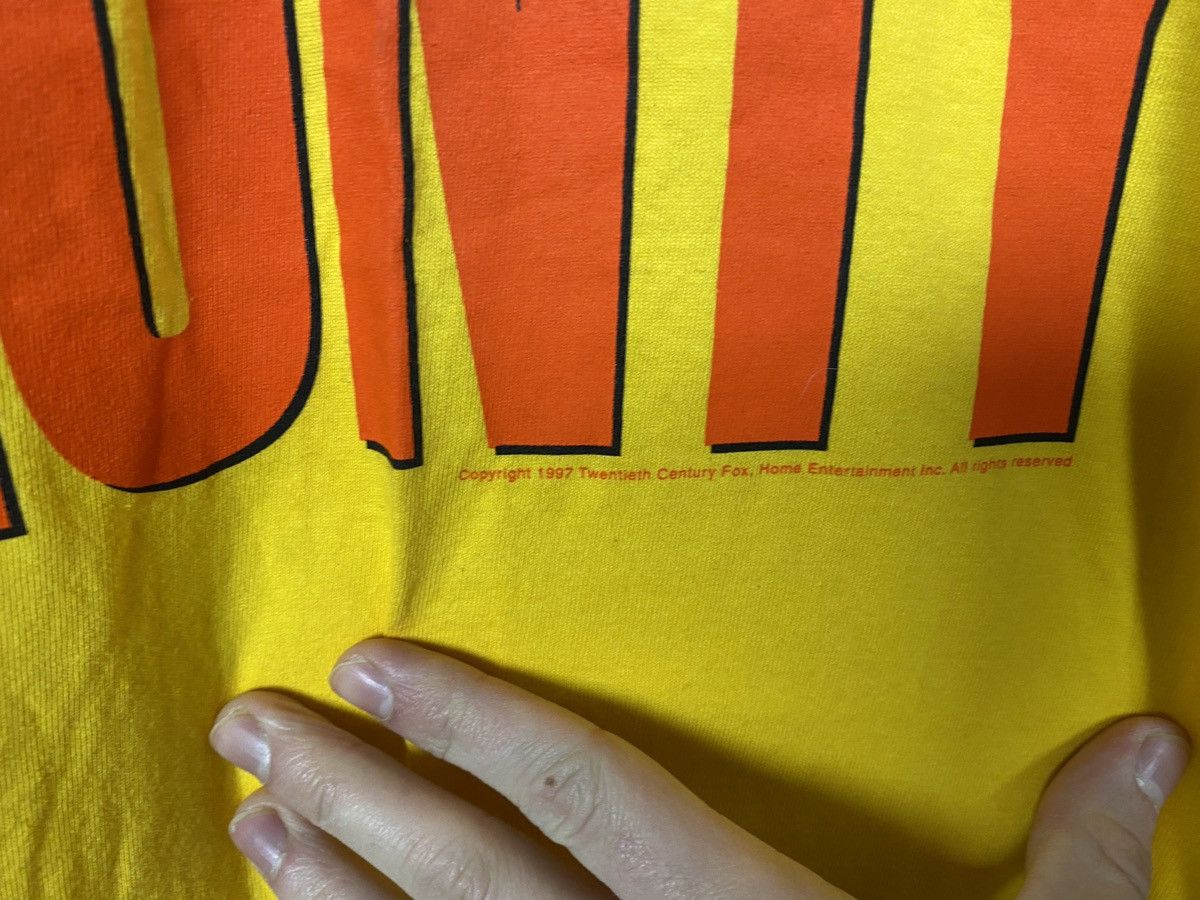 Vintage Men’s The Full Monty 1997 T-Shirt Vintage Size XL Size US XL / EU 56 / 4 - 6 Thumbnail