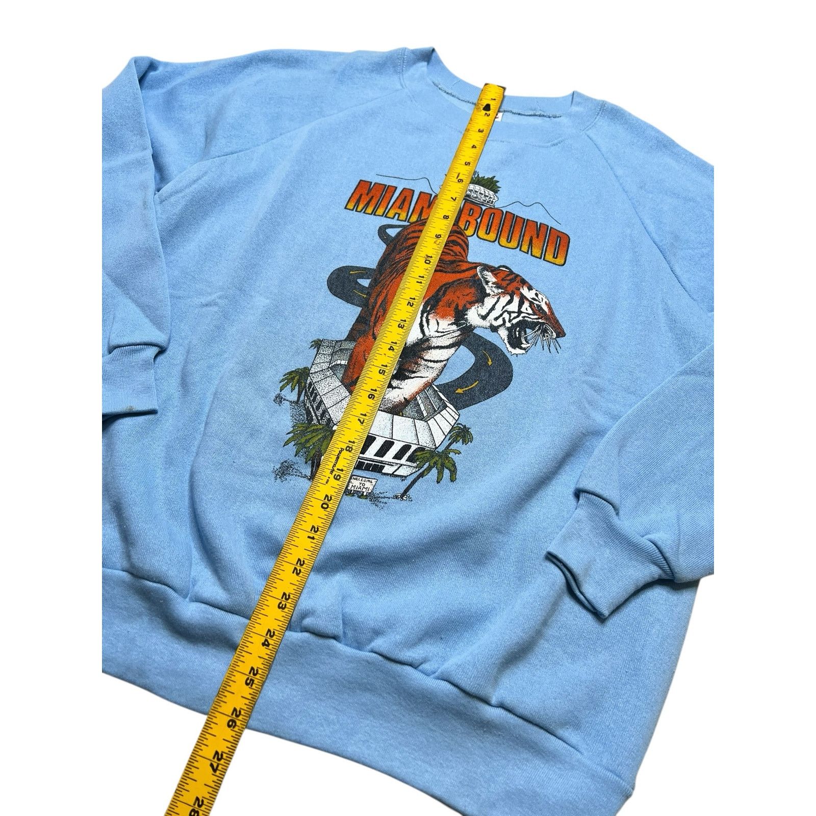 Vintage Vintage 80’s Miami Bound Tiger crewneck unisex size Large Size US L / EU 52-54 / 3 - 5 Thumbnail