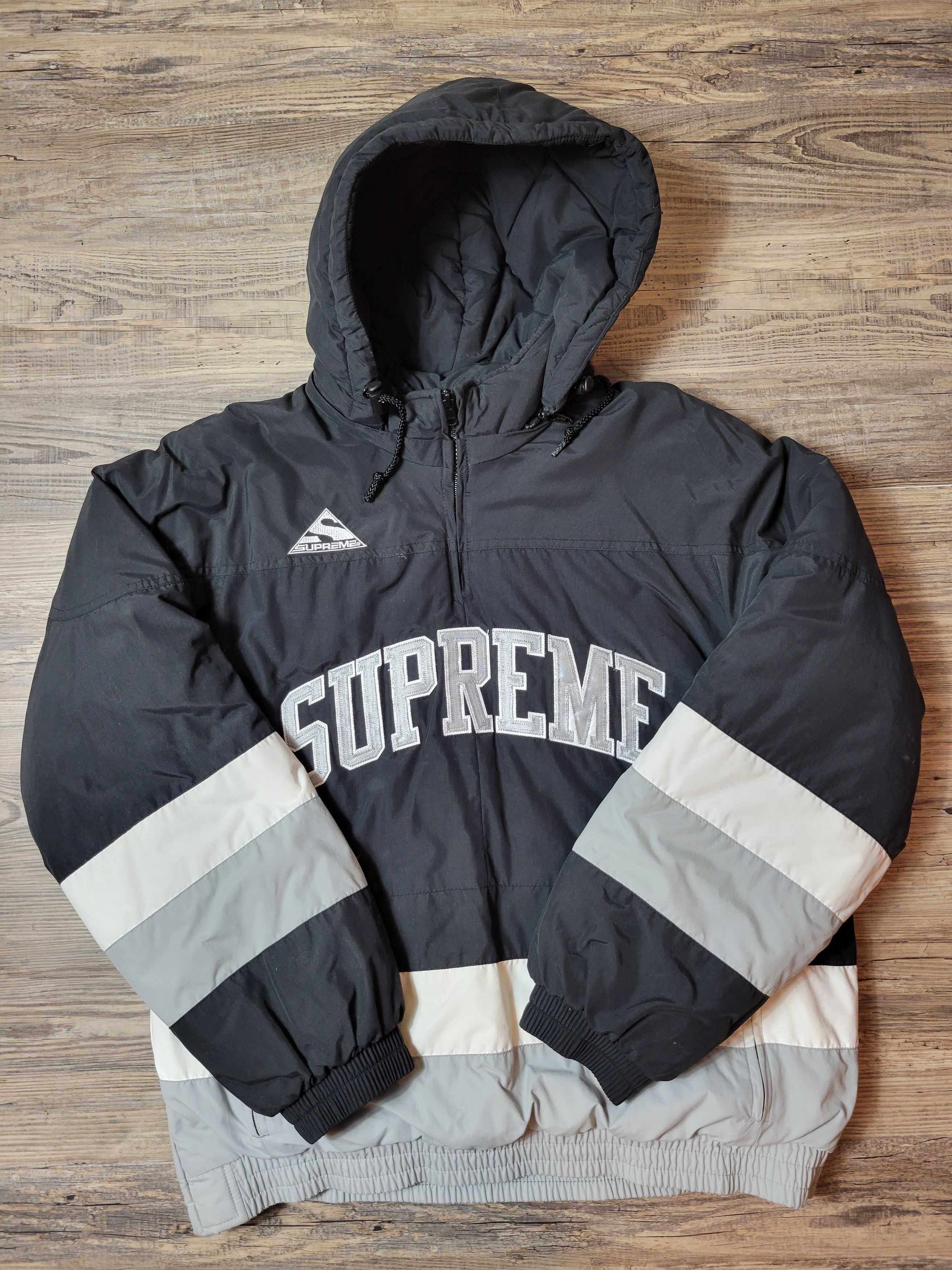 image of Supreme Hockey Pullover in Black, Men's (Size Medium)
