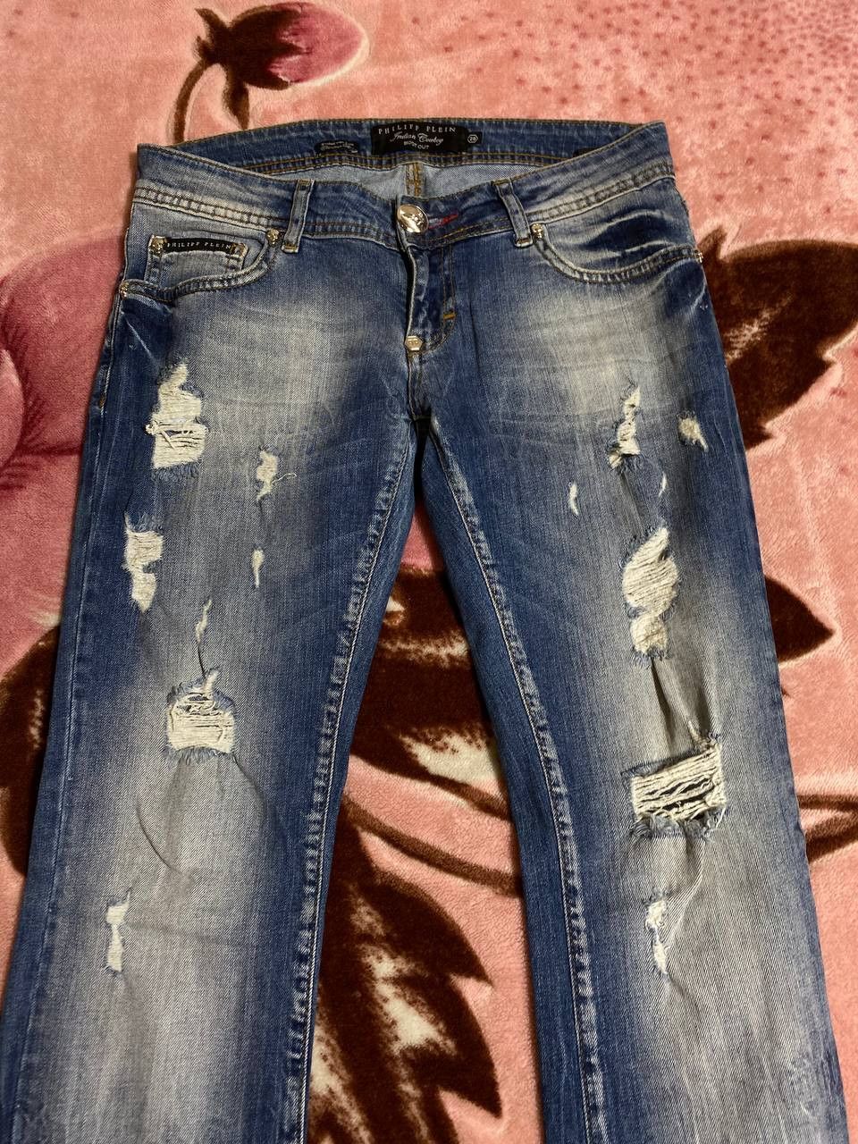 Philipp Plein Philipp Plein Rhinestone stonewashed straight-leg jeans Size US 28 / EU 44 - 2 Thumbnail