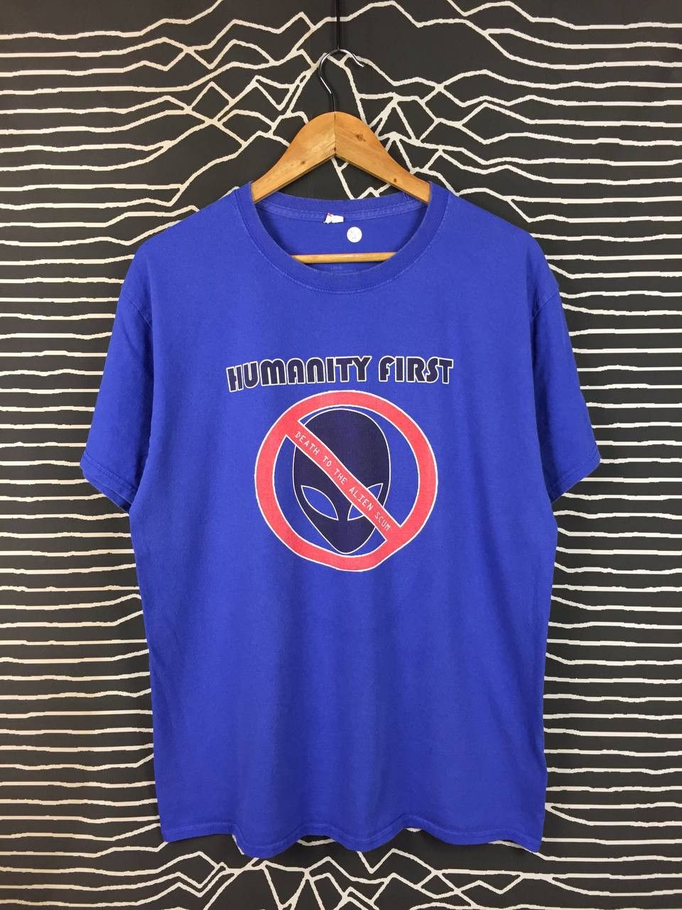 Vintage Mass Effect Video Game Humanity First Alien Scum Tee Size US L / EU 52-54 / 3 - 1 Thumbnail