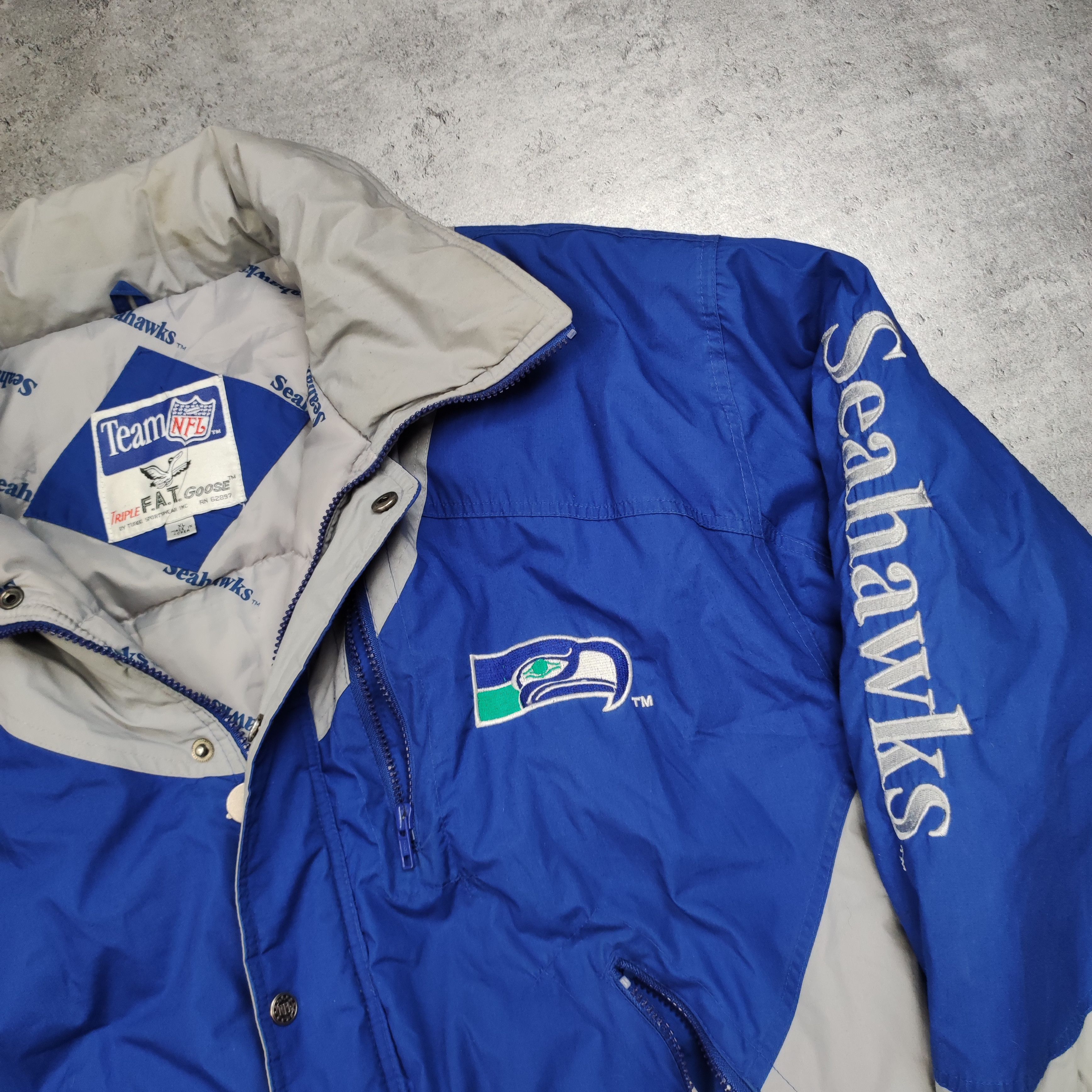NFL × Vintage RARE Korean NFL Seattle Seahawks 90s Heavy Puffer Jacket Size US XL / EU 56 / 4 - 5 Thumbnail
