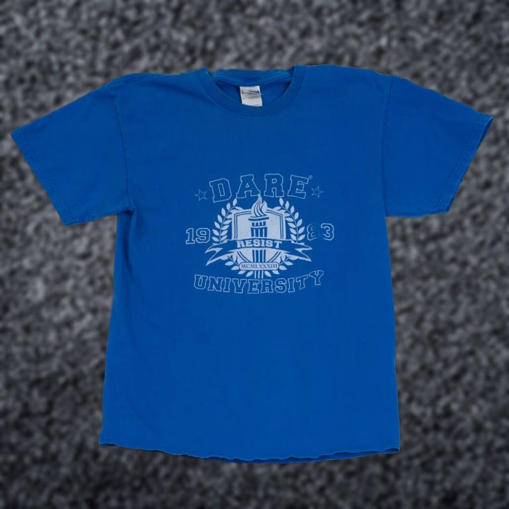 Vintage VINTAGE Dare University 1983 T-Shirt Mens Size Medium Blue North Carolina Logo Graphic Print Crew Neck Short Sleeve Size US M / EU 48-50 / 2 - 1 Thumbnail