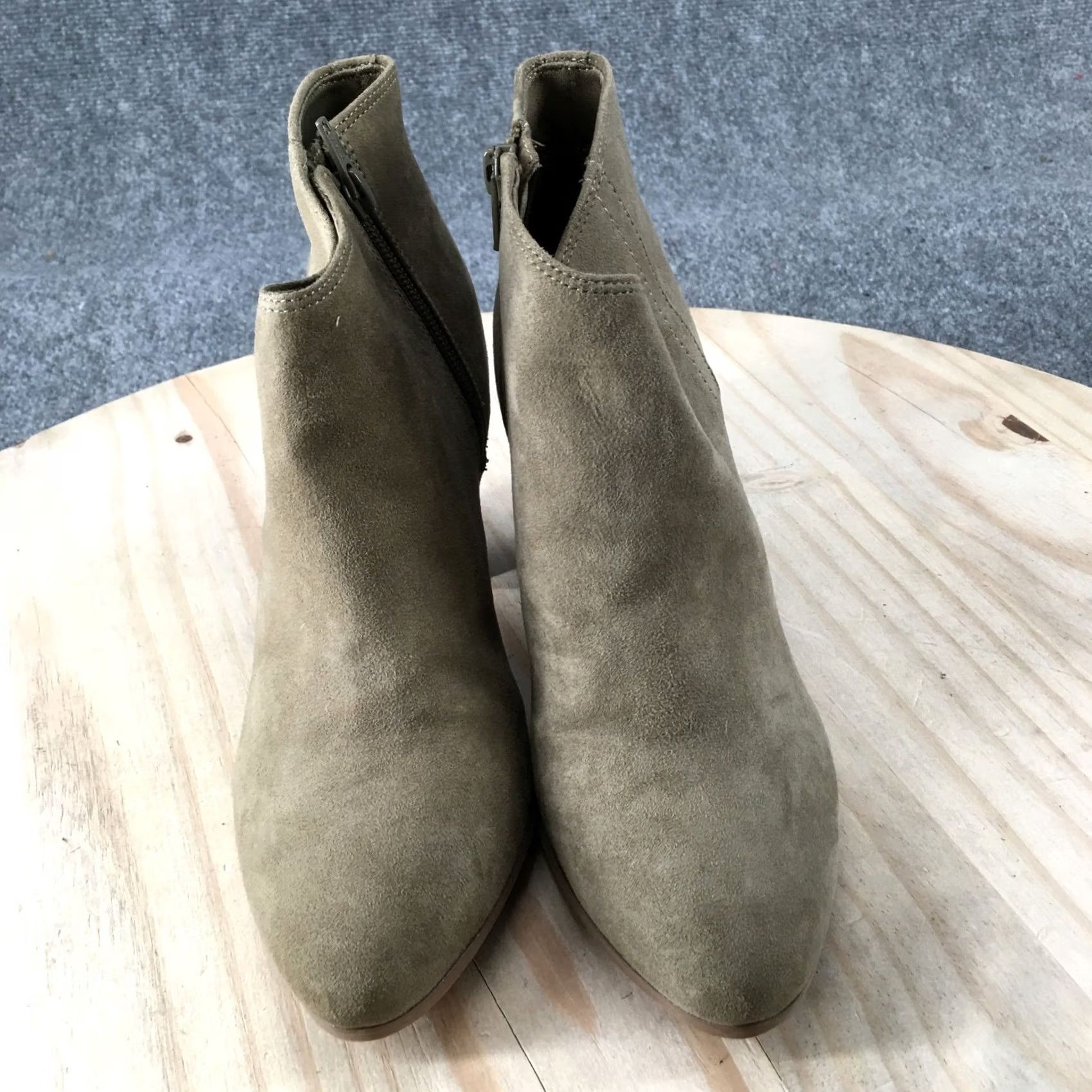 Old Navy Old Navy Boots Womens 7 Ankle Booties Heels Casual Green Fabric Side Zipper Size US 7 / IT 37 - 7 Thumbnail