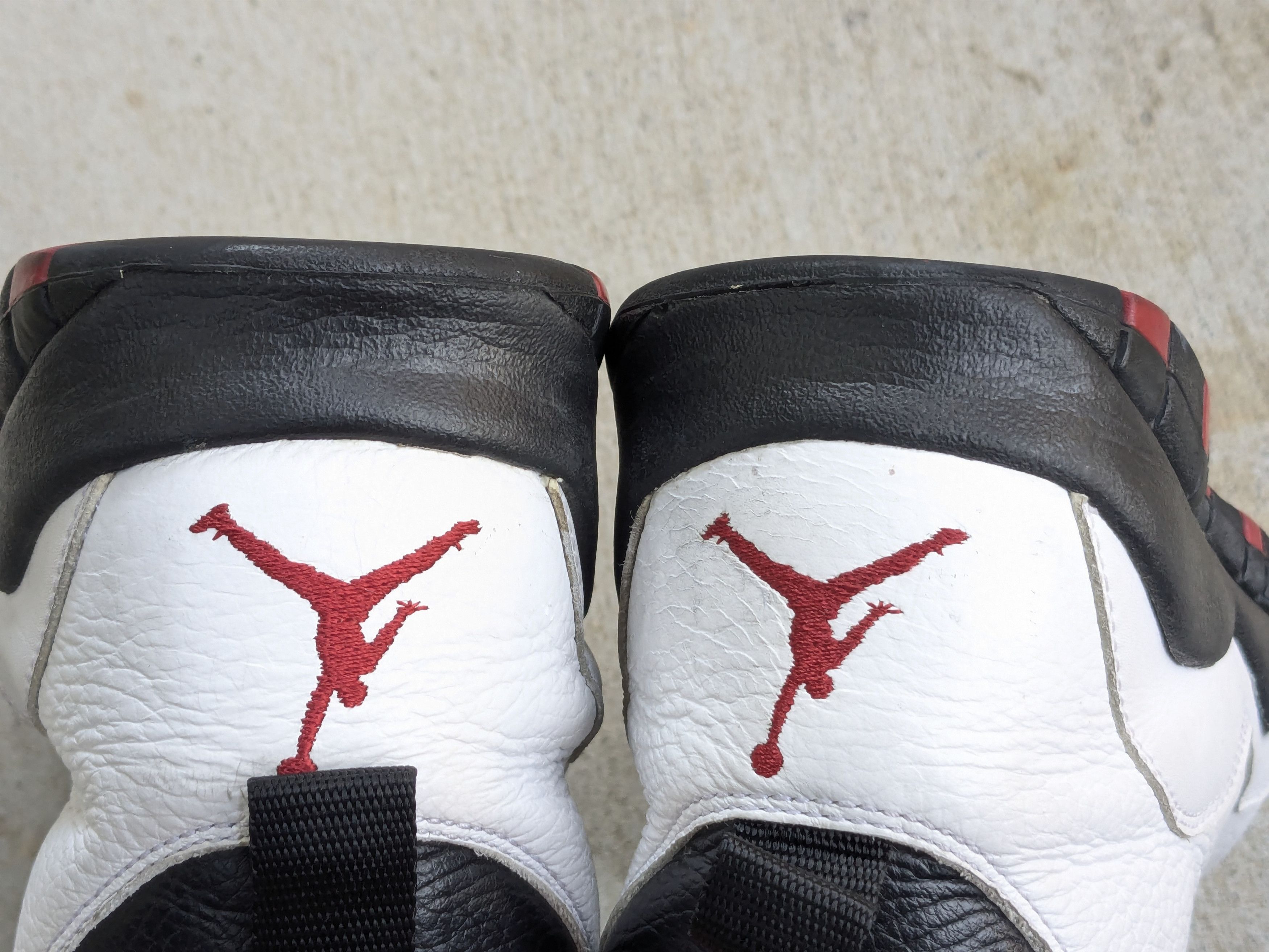 Jordan Brand Nike Air Jordan 10 X Retro Chicago 9.5 Bulls 310805-100 Size US 9.5 / EU 42-43 - 14 Thumbnail