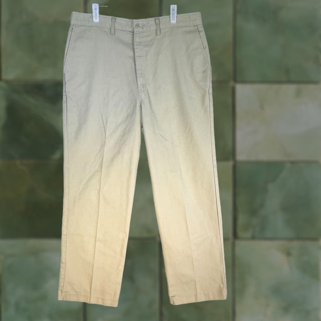 Dickies VINTAGE Dickies Pants Mens 36x29 Beige Khaki Flat Front Workwear Straight Leg Size US 36 / EU 52 - 1 Thumbnail