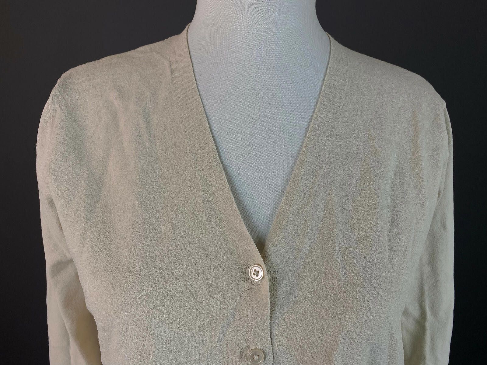 Designer Weekend Max Mara Ivory Button Down Cardigan Sweater Size S Size S / US 4 / IT 40 - 2 Thumbnail