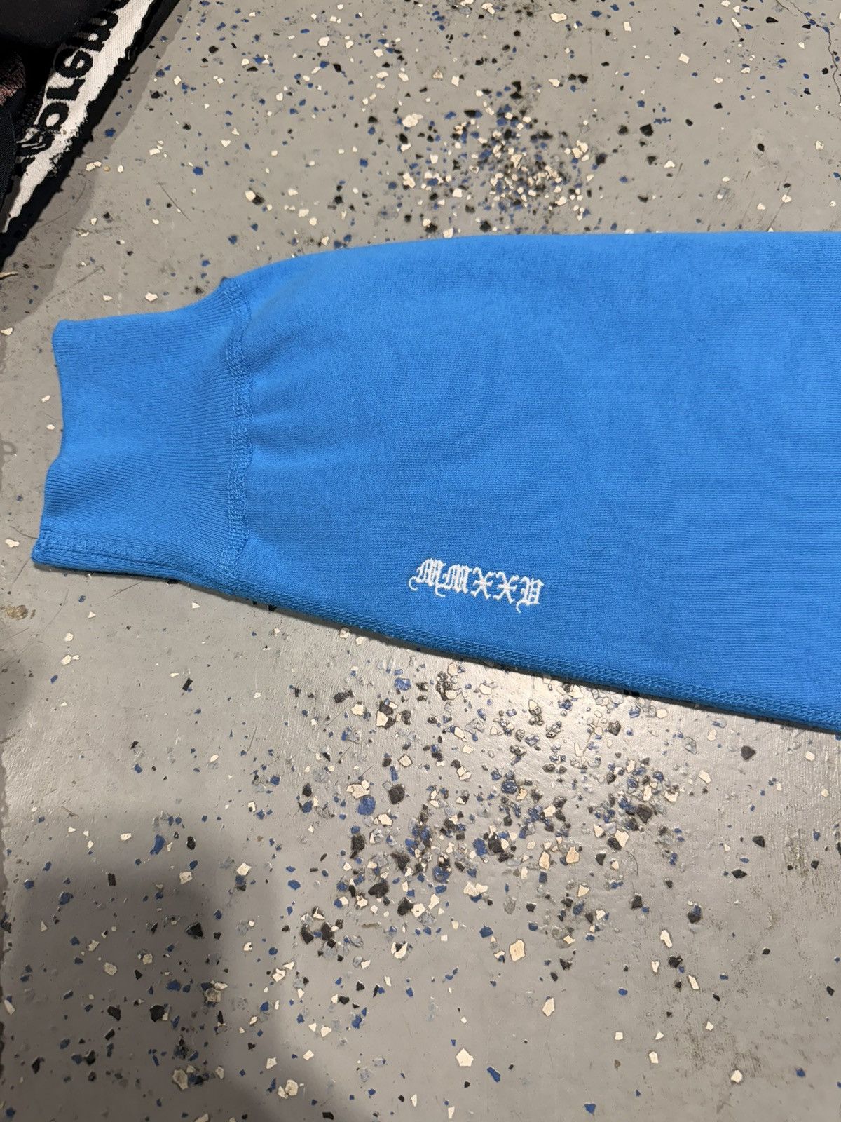 Small cyan 25 supreme hoodie