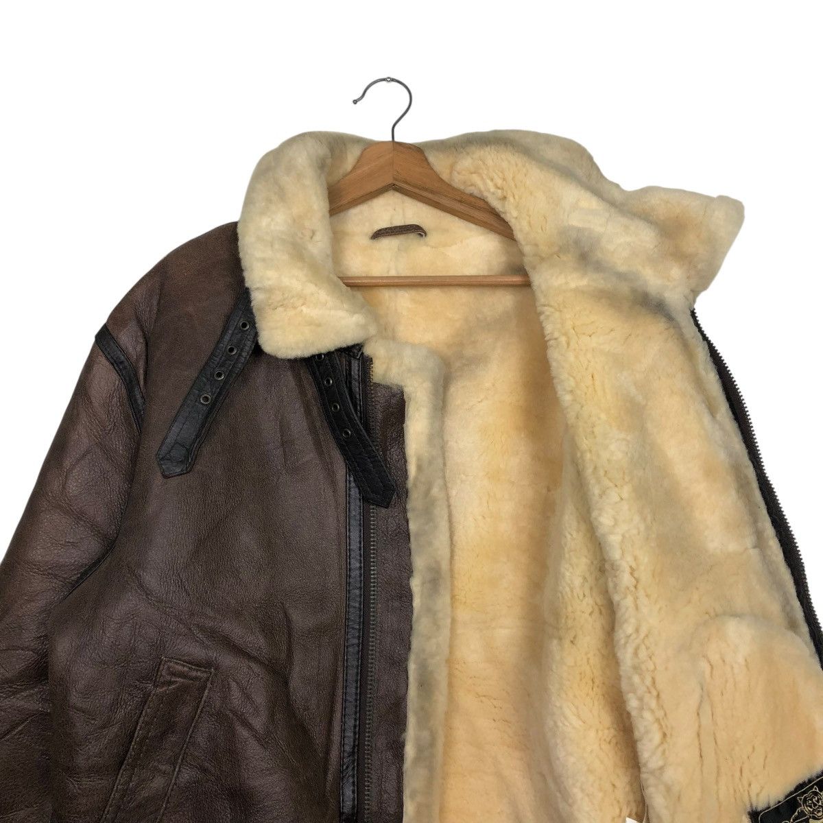 Vintage 🔥VINTAGE B 3 SHEARLING LEATHER JACKET TIGER ISSEY MIYAKE Size US L / EU 52-54 / 3 - 17 Thumbnail