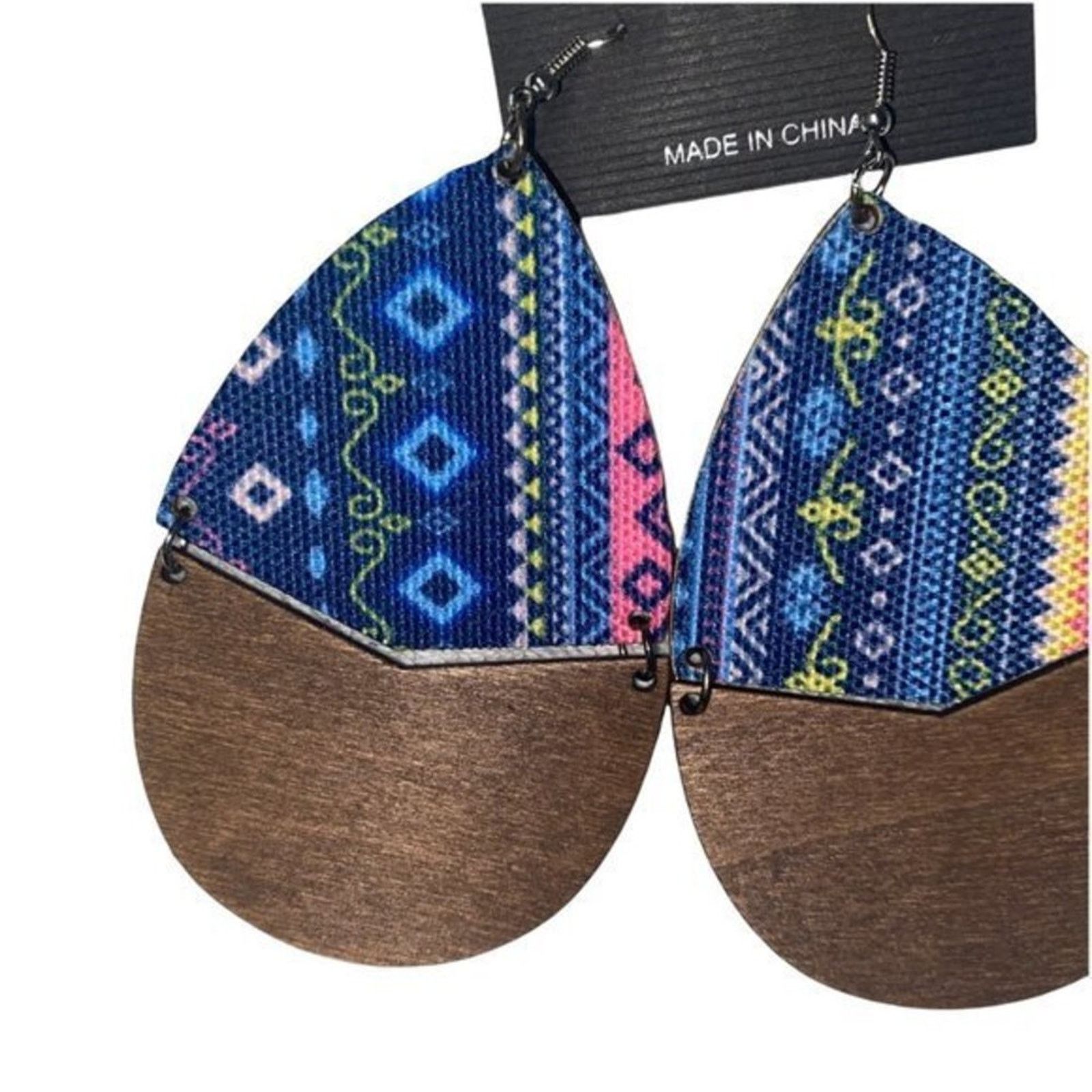 Other NWT Wooden Fabric Covered Boho Aztec Dangle Earrings Blue Size ONE SIZE - 3 Thumbnail