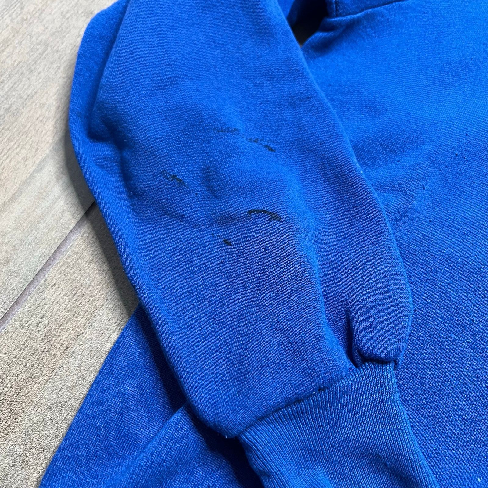 Jerzees Vintage 90s blue crewneck Sweater Sz L Emanuel Means Caring" Size US L / EU 52-54 / 3 - 8 Thumbnail