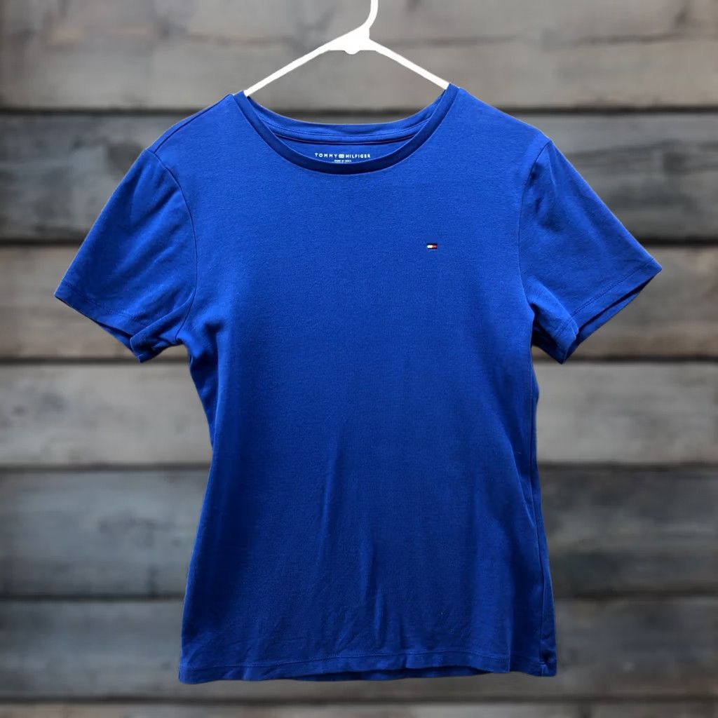 Tommy Hilfiger VINTAGE Tommy Hilfiger Essential T-Shirt Womens L Royal Blue Short Sleeve Crewneck Size L / US 10 / IT 46 - 1 Thumbnail