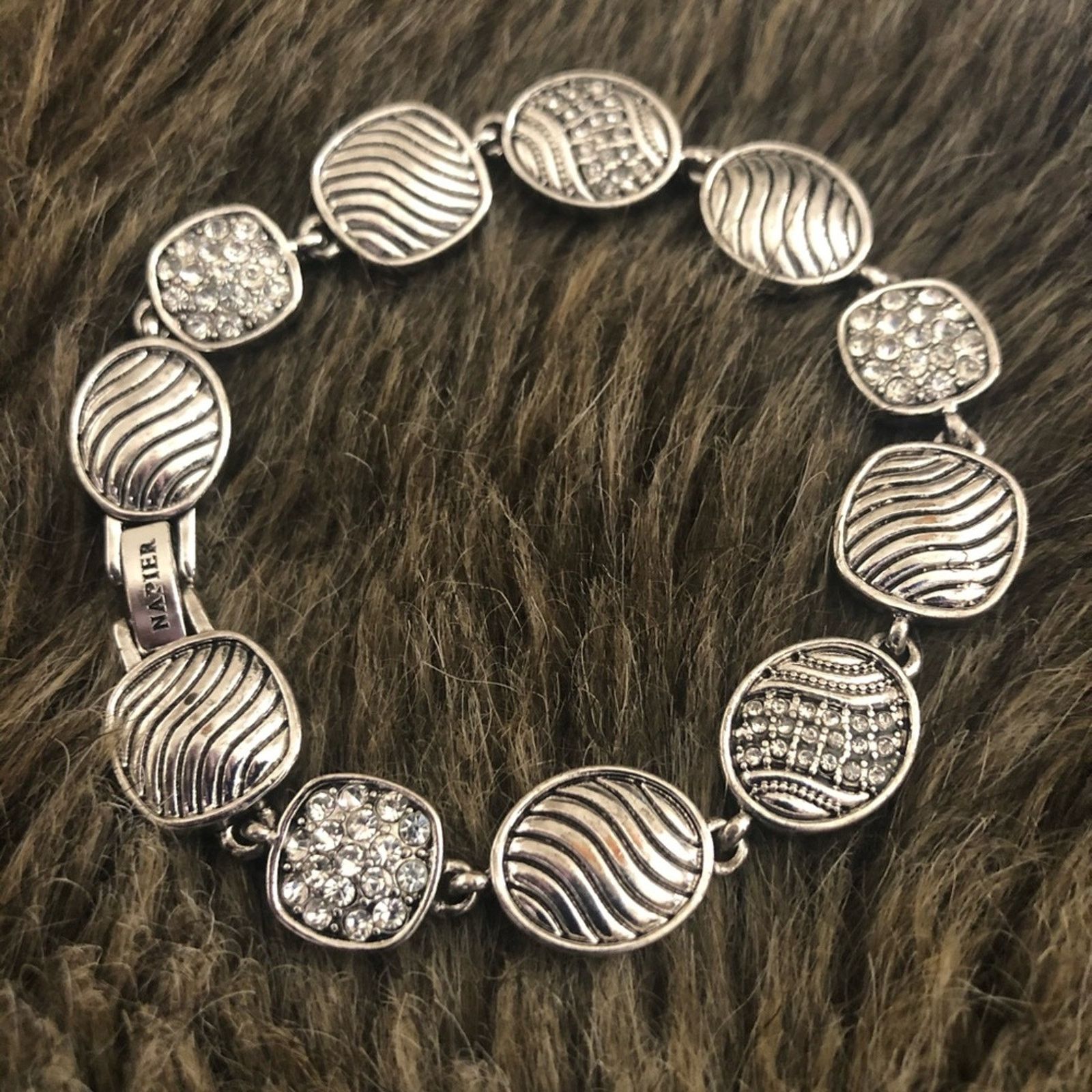 Jewelry Vintage Napier silver rhinestone accent bracelet Size ONE SIZE - 2 Thumbnail