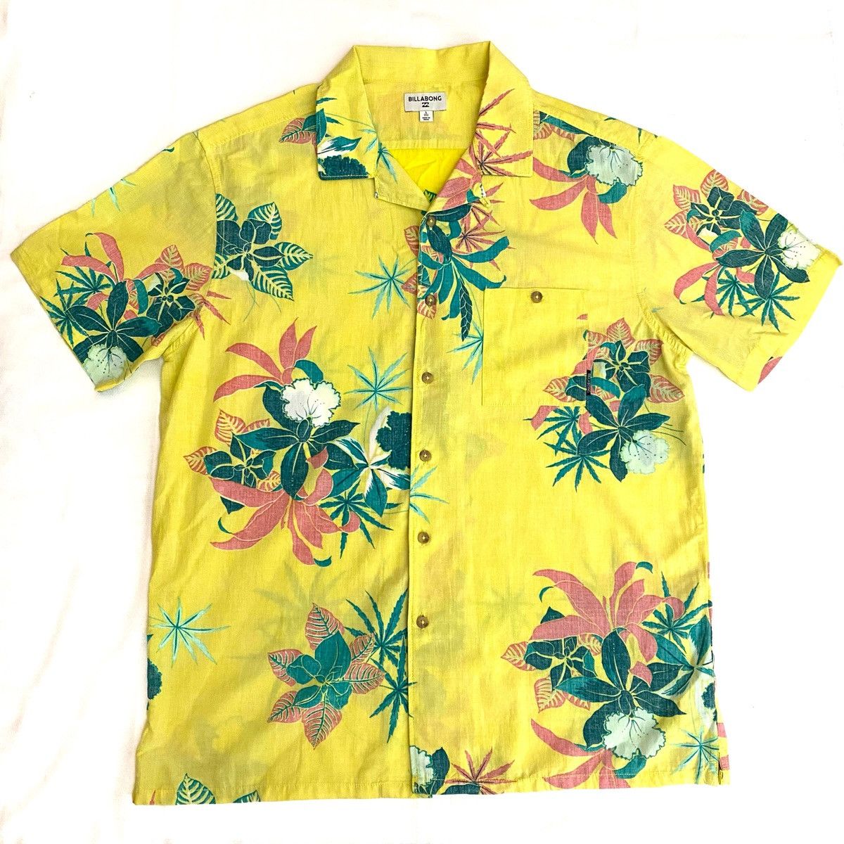 Billabong Billabong Hawaiian Shirt Mens Large Yellow Button Up Floral Size US L / EU 52-54 / 3 - 1 Thumbnail