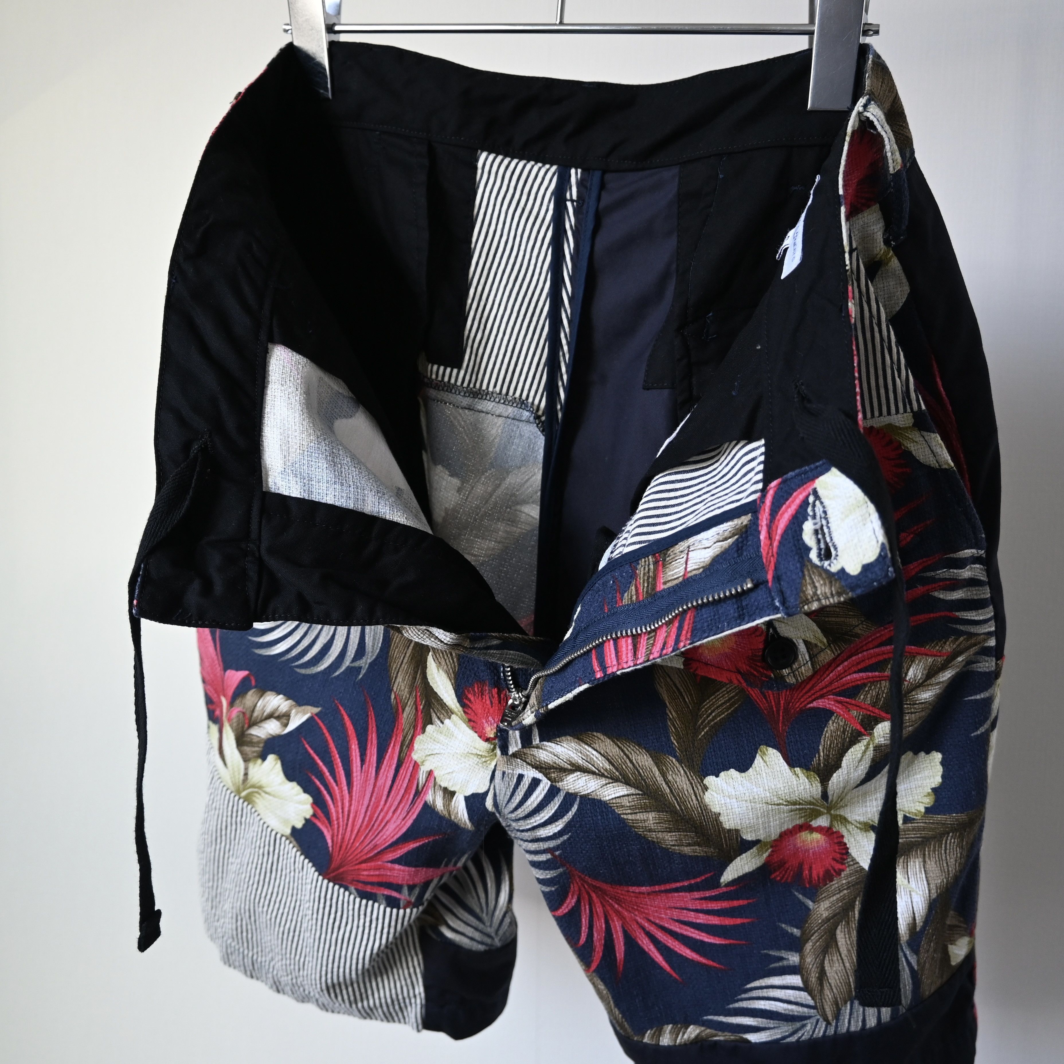 Engineered Garments Engineered Garments "Ghurka Short", Hawaiian patchwork, S Size US 32 / EU 48 - 10 Thumbnail