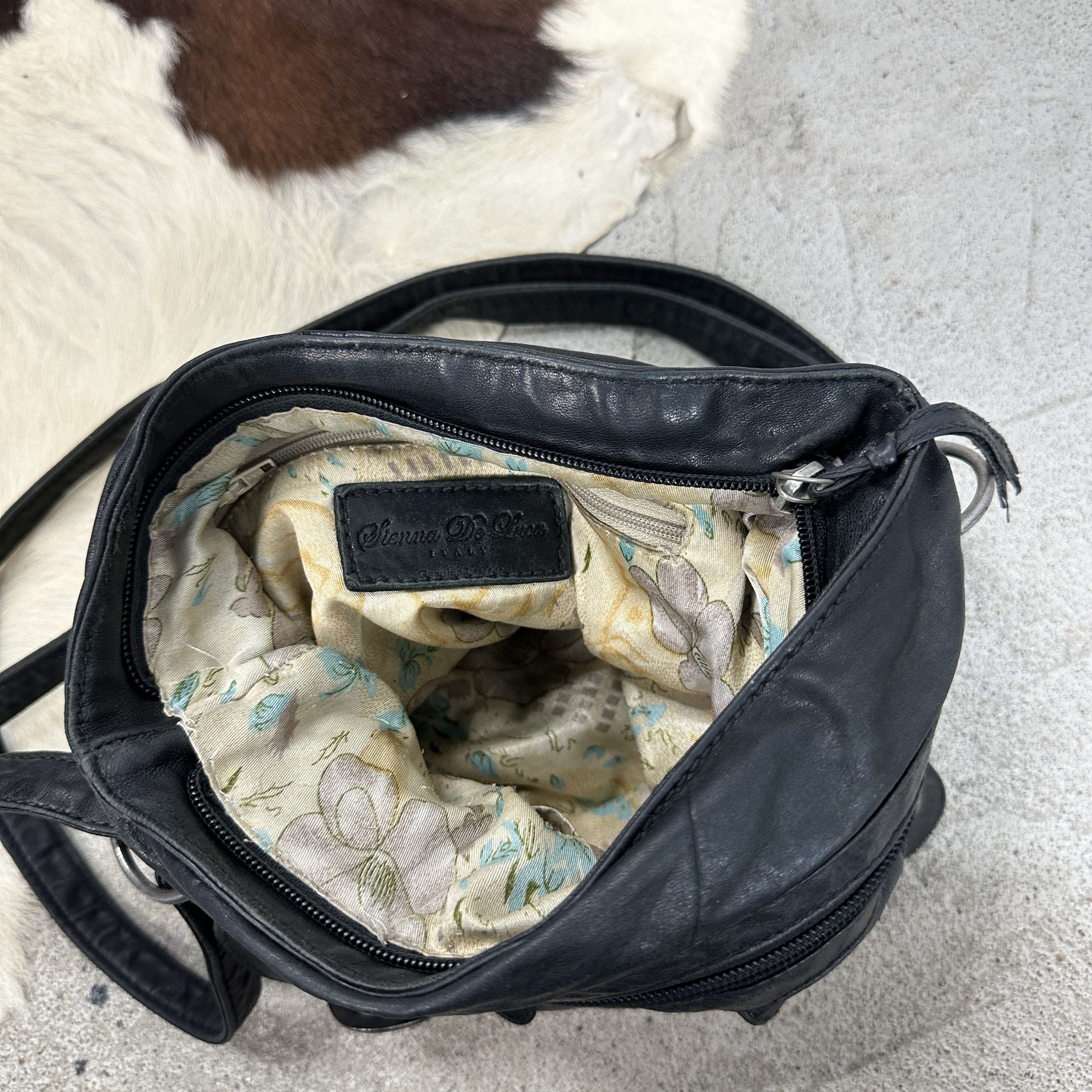 Vintage Vintage Leather Opium Avant Garde Biker Washed Bag 00s Size ONE SIZE - 2 Thumbnail