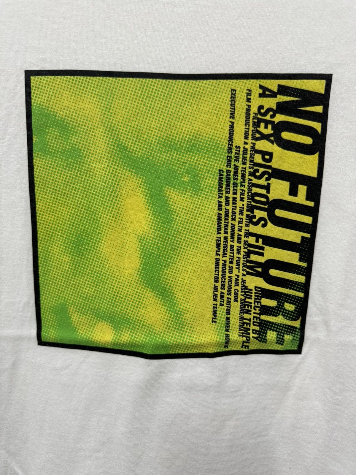 Band Tees No Future - A Sex Pistols Film Movie Tee Size US M / EU 48-50 / 2 - 2 Thumbnail