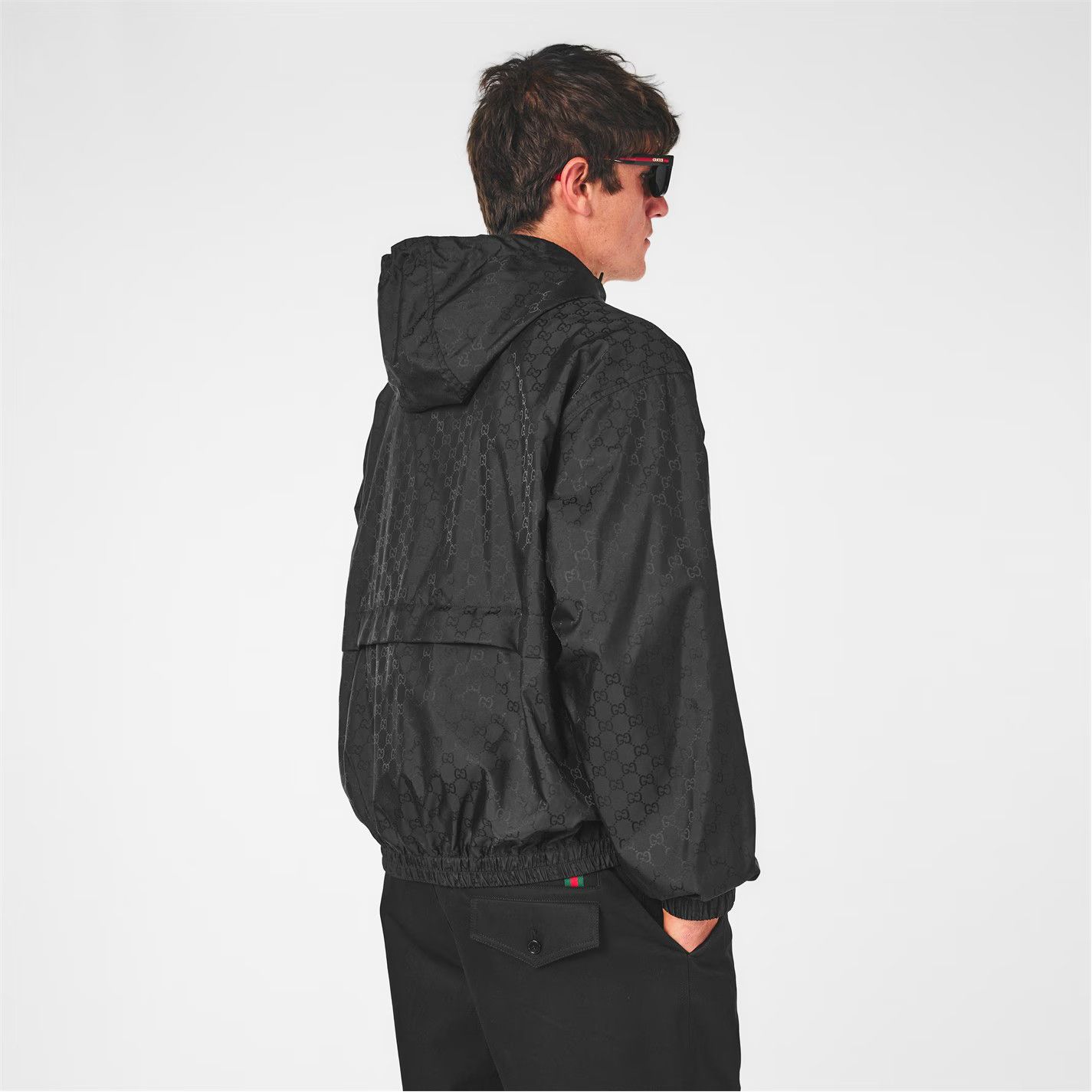 Gucci o1g2r1mq0426 Lightweight Fit Windbreaker Jacket in Black Size US L / EU 52-54 / 3 - 5 Thumbnail