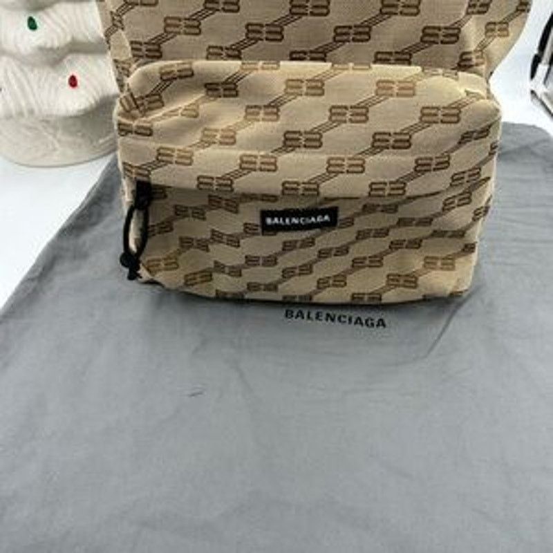 Unisex Balenciaga signature backpack in beige BB monogram