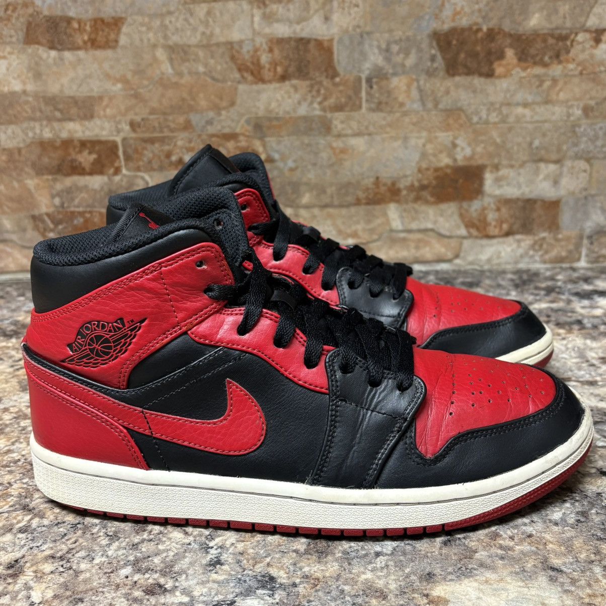 Jordan Brand Nike Air Jordan 1 Mid Banned Bred 2020 Size 8 Size US 8 / EU 41 - 4 Thumbnail