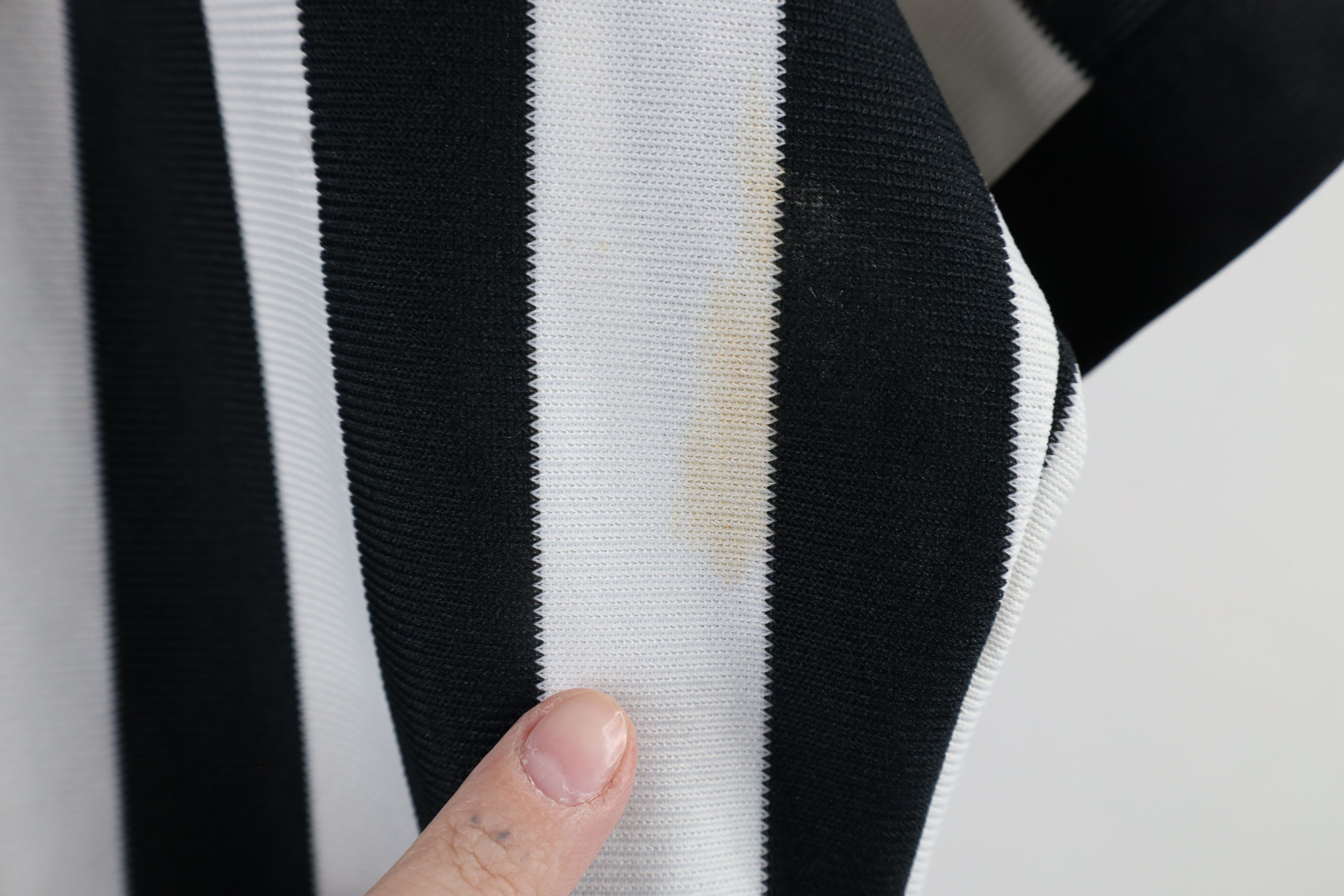 Vintage Vintage 70s Streetwear Referee Uniform Jersey Polo USA Size US L / EU 52-54 / 3 - 7 Thumbnail