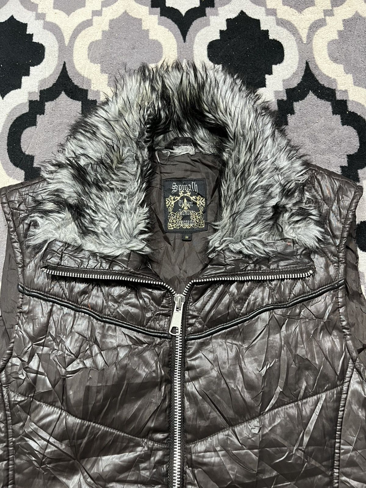 Le Grande Bleu (L.G.B.) 2000s spinach faux fur punk puffer vest jacket Size US M / EU 48-50 / 2 - 3 Thumbnail