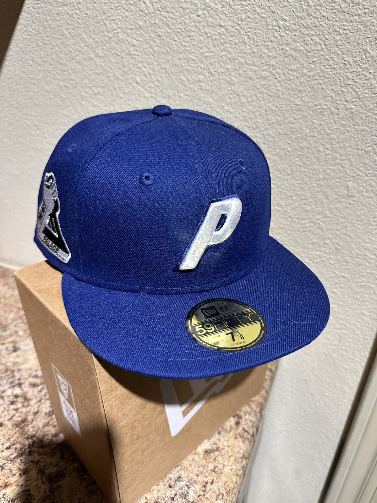 帽子 PALACE SAFE P NEW ERA 7 1/8 59FIFTY New Era × Palace 7 1/8 Safe P New Era 59Fifty | Grailed