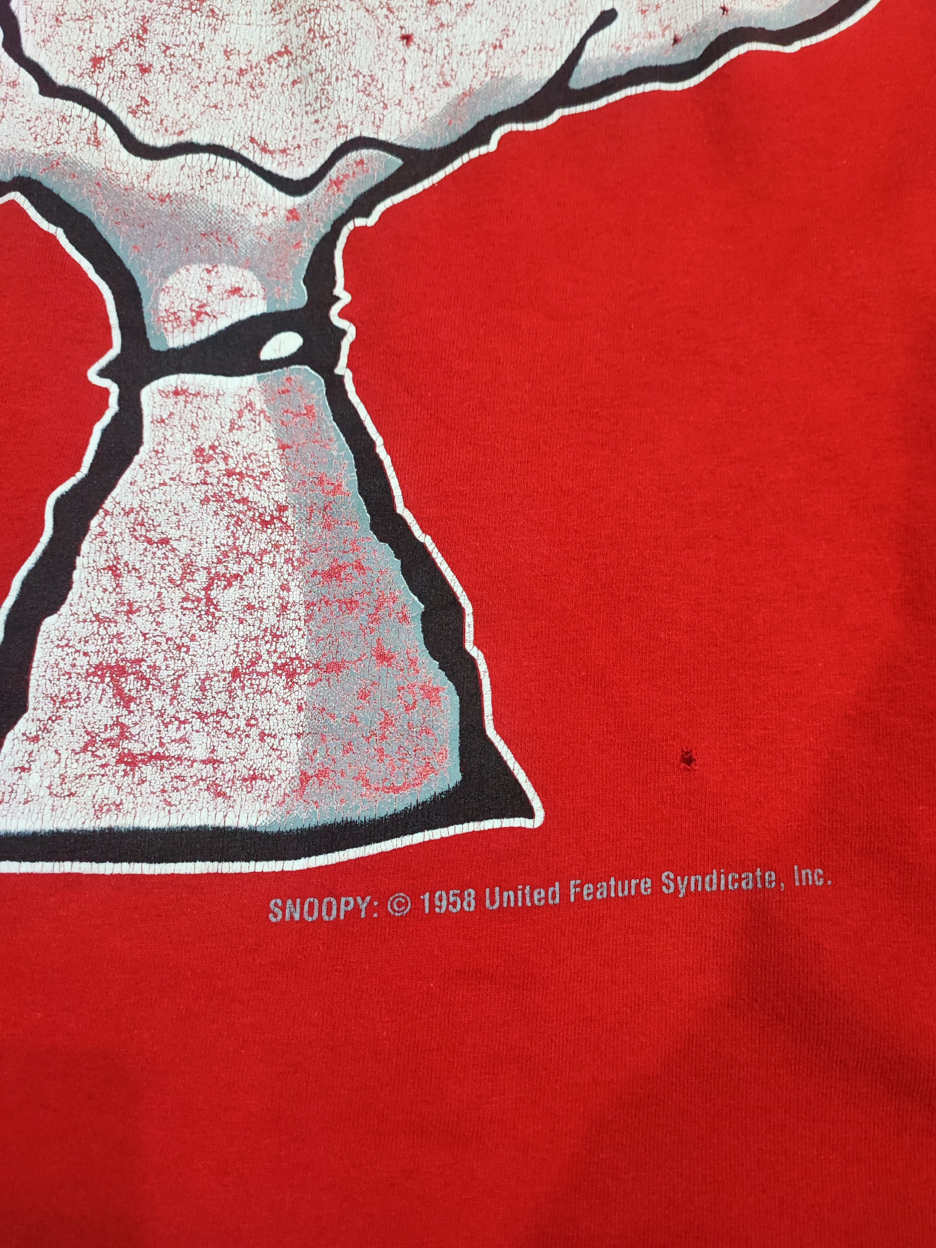 Vintage Vintage Big Graphic Snoopy T-Shirt Size US L / EU 52-54 / 3 - 4 Thumbnail