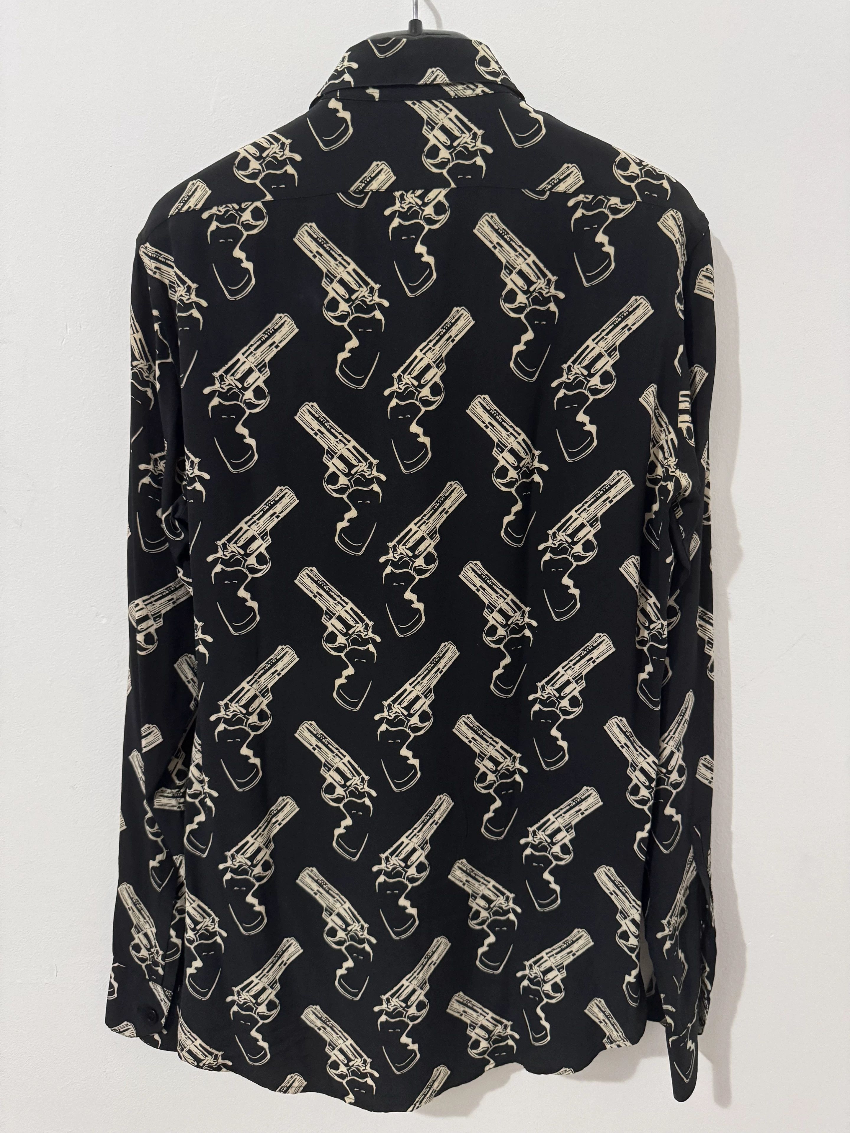 Saint Laurent Paris Saint Laurent All-Over Print Pistol Revolver Shirt Size US S / EU 44-46 / 1 - 2 Thumbnail