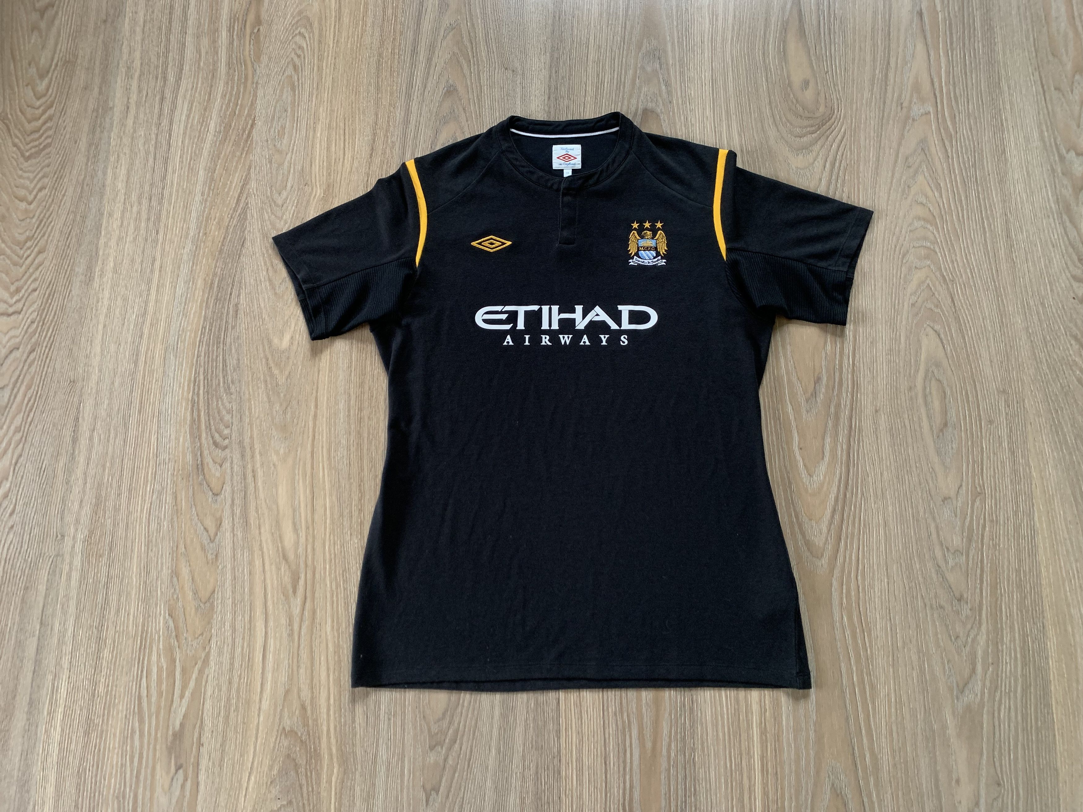 Umbro Umbro Manchester City FC Training Soccer T-Shirt Size US L / EU 52-54 / 3 - 1 Thumbnail