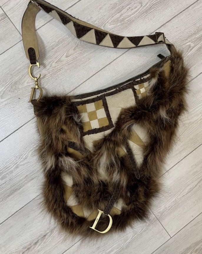 Dior Dior by John Galliano Runway FW02 Oversized Fur Saddle Bag Size ONE SIZE - 5 Thumbnail