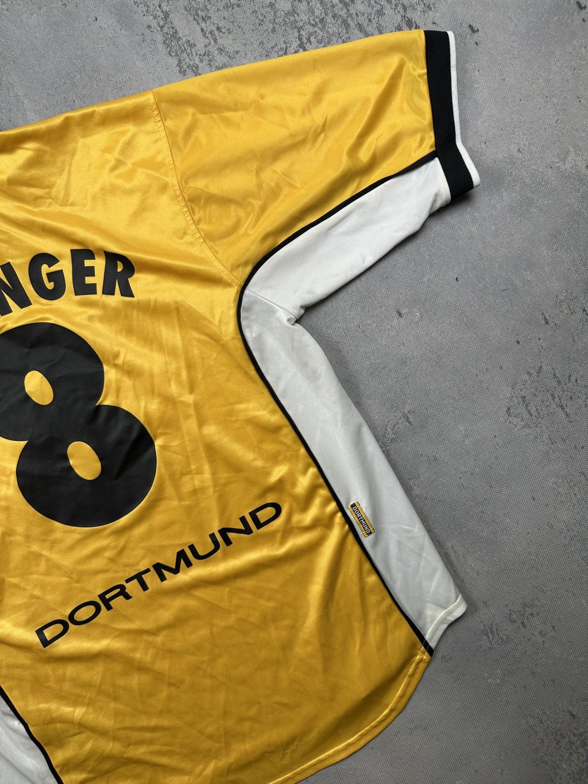 Nike Vintage Nike Borussia Dortmund Nerlinger 8 Football Jersey Size US L / EU 52-54 / 3 - 11 Thumbnail