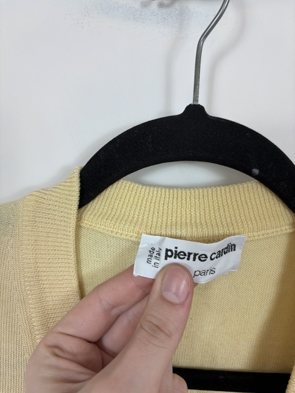Pierre Cardin Vintage Pierre Cardin Men’s Yellow Wool Knit Vest Sweater Size US S / EU 44-46 / 1 - 9 Thumbnail