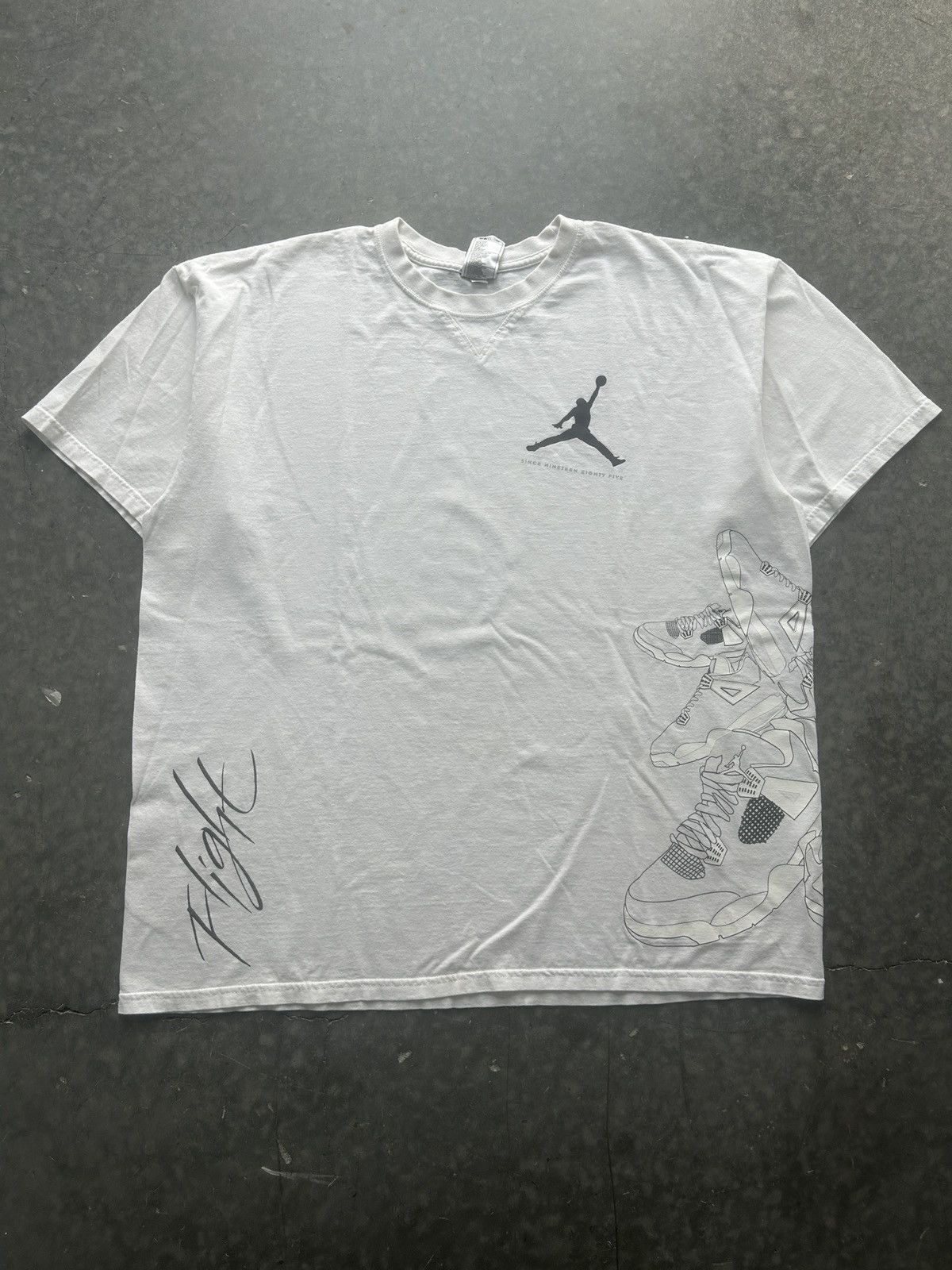 Jordan Brand × Nike × Vintage Vintage Y2K Jordan 4 Flight Graphic Tee Size US XL / EU 56 / 4 - 1 Thumbnail