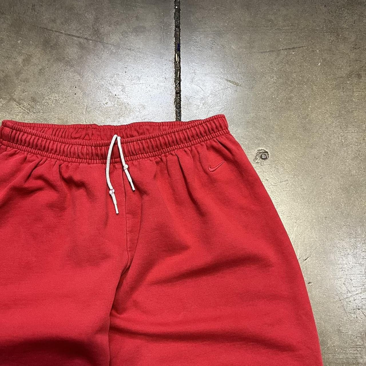 Nike Vintage Nike Sweatpants Wide Leg Baggy Swoosh Cotton Y2K Size US 30 / EU 46 - 1 Thumbnail